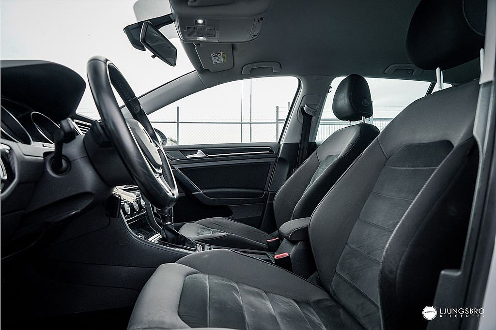 Volkswagen Golf SC 2.0 TDI 150hk / White Silver Metallic