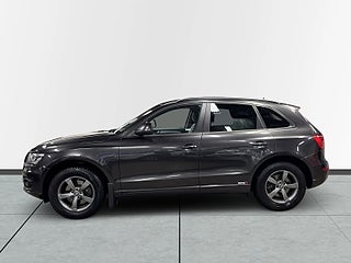 Audi Q5 3.0 TDI V6 quattro S Tronic Design S&V-däck/Drag/GPS – bild 4