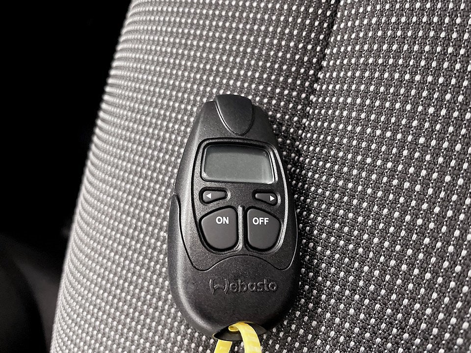 Bild på Peugeot Partner Crew Cab 1,5 BlueHDi 130hk Aut - EDITION! SERVICE & VINT