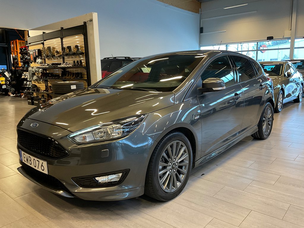 Ford Focus 1.0 EcoBoost ST-Line Backkamera S&V-Hjul 