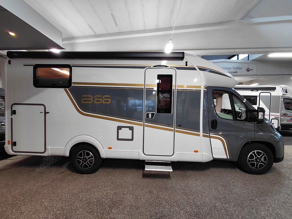 Bürstner B 66 / TD 690