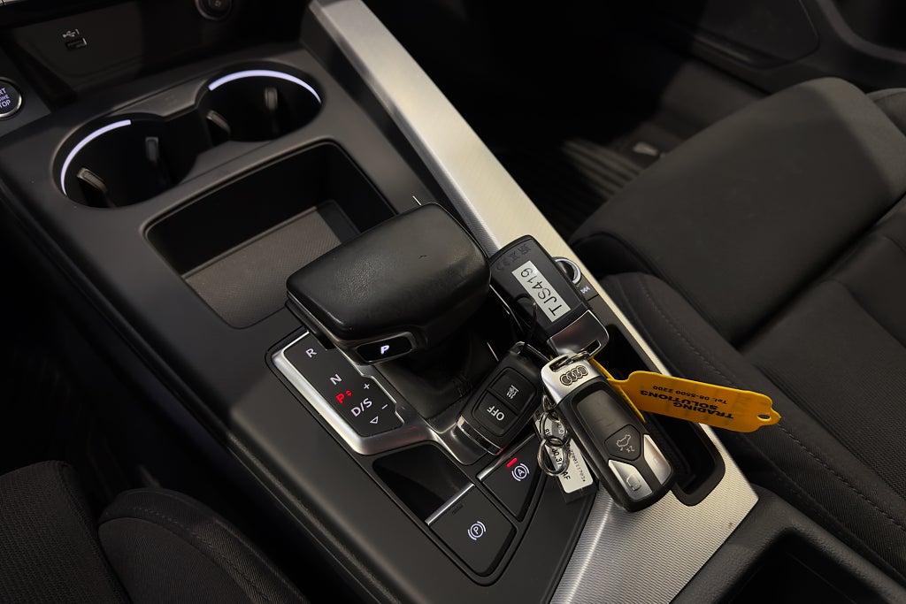 Audi A4 2023 - miniatyr 19