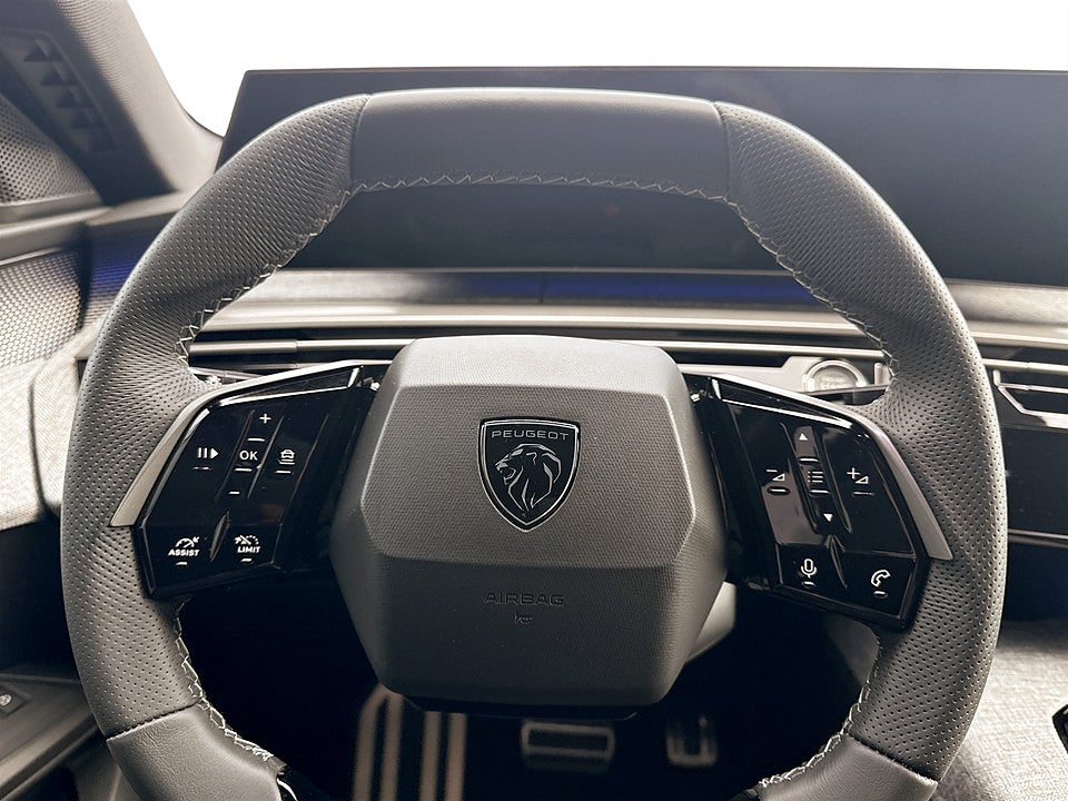 Bild på Peugeot 3008 GT Hybrid 1.2 PT 145hk Aut B-KAMERA CARPLAY
