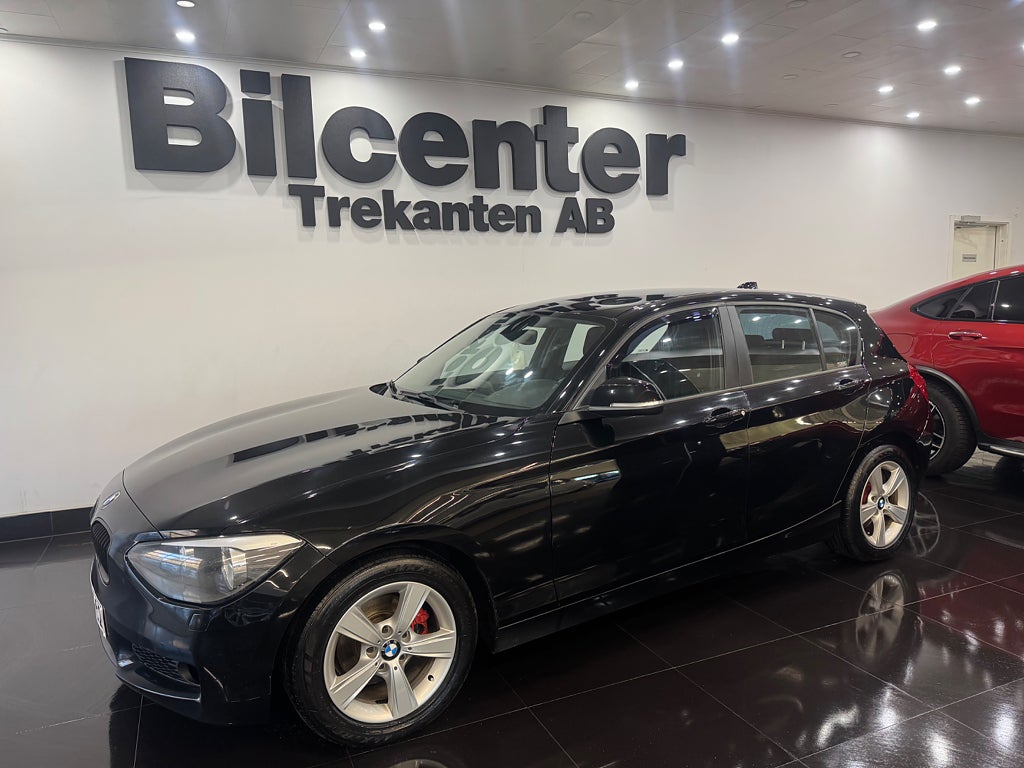 BMW 116 d 5-dörrars Euro 5 Svensksåld Nyservad