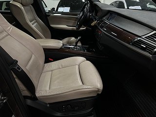 BMW X5 xDrive 40d Sport Värmare/Panorama/GPS/S&V-däck/Drag