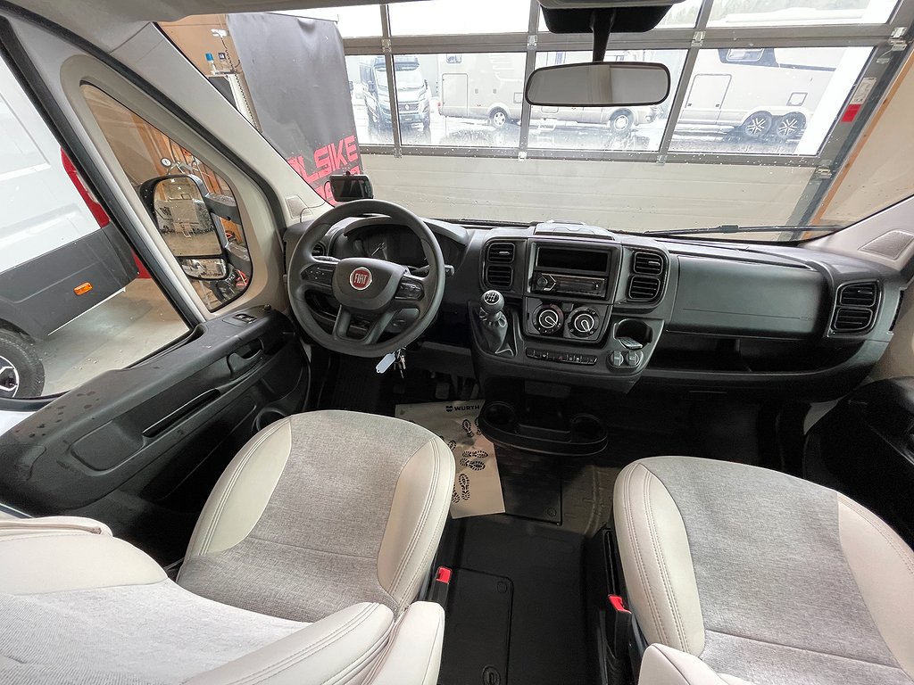 Carado A 464 / B-kort / 6 bältade / 6 Sovplatser /4495kr/mån - Carado