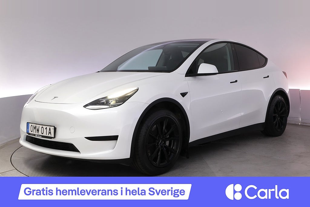 Tesla Model Y Standard Range RWD Autopilot Panorama Drag