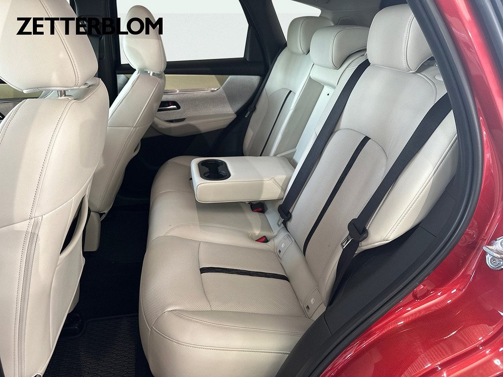 SUV Mazda CX-60 9 av 19