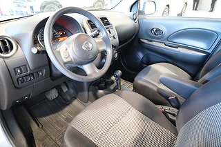 Halvkombi Nissan Micra 9 av 18