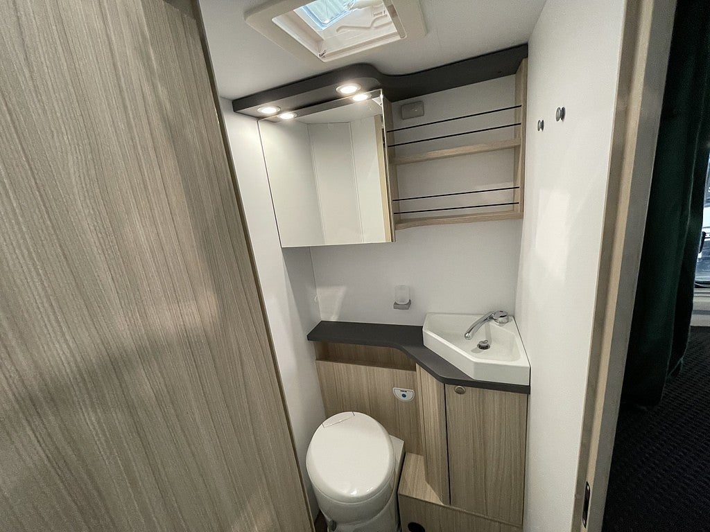 Sun Living S 75 SL /B-körkort/Taksäng /5 bältad/4479kr/mån/Automat9vxl/ - Sun Living