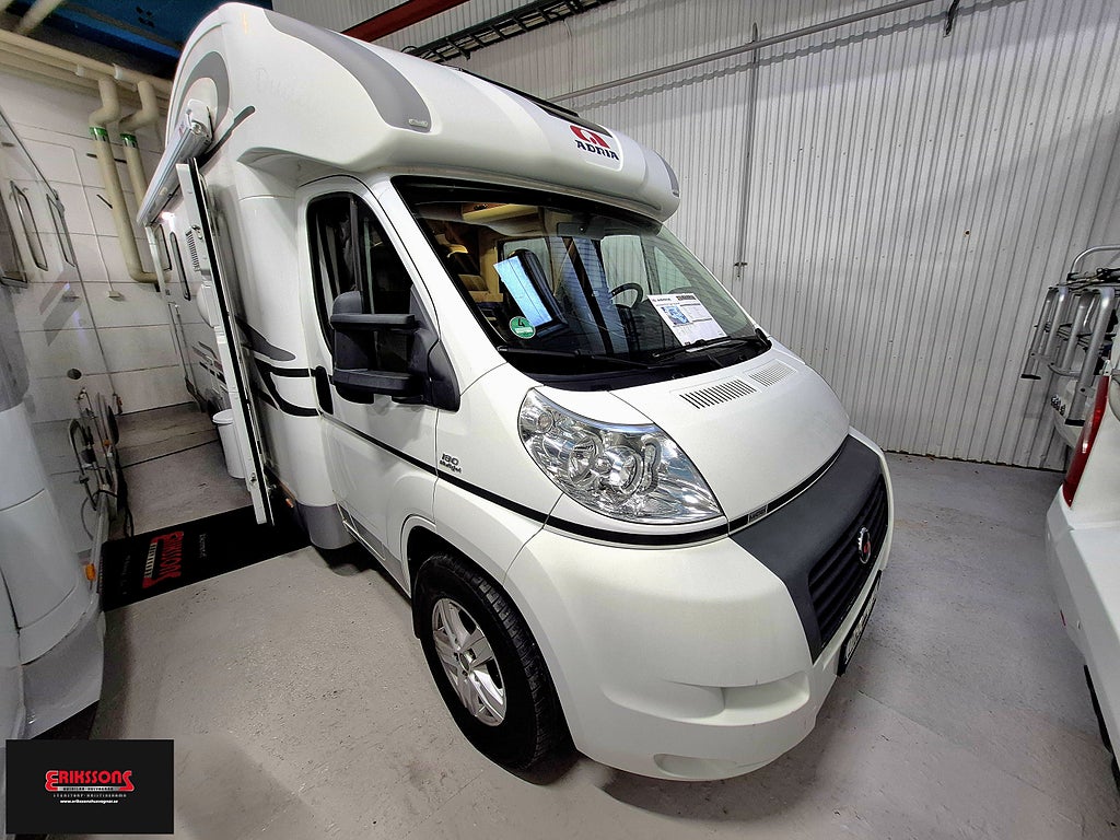Adria MATRIXM 670 SC * Ugn * Automat