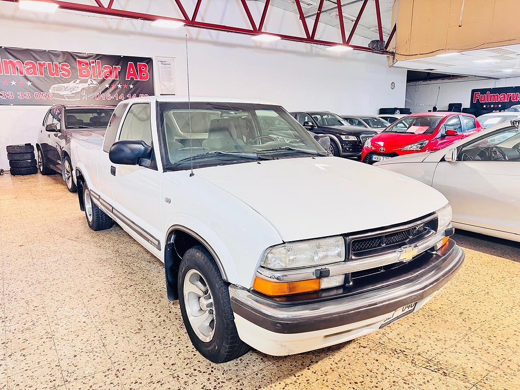 Chevrolet S-10 Extended Cab 4.3 V6 Hydra-Matic