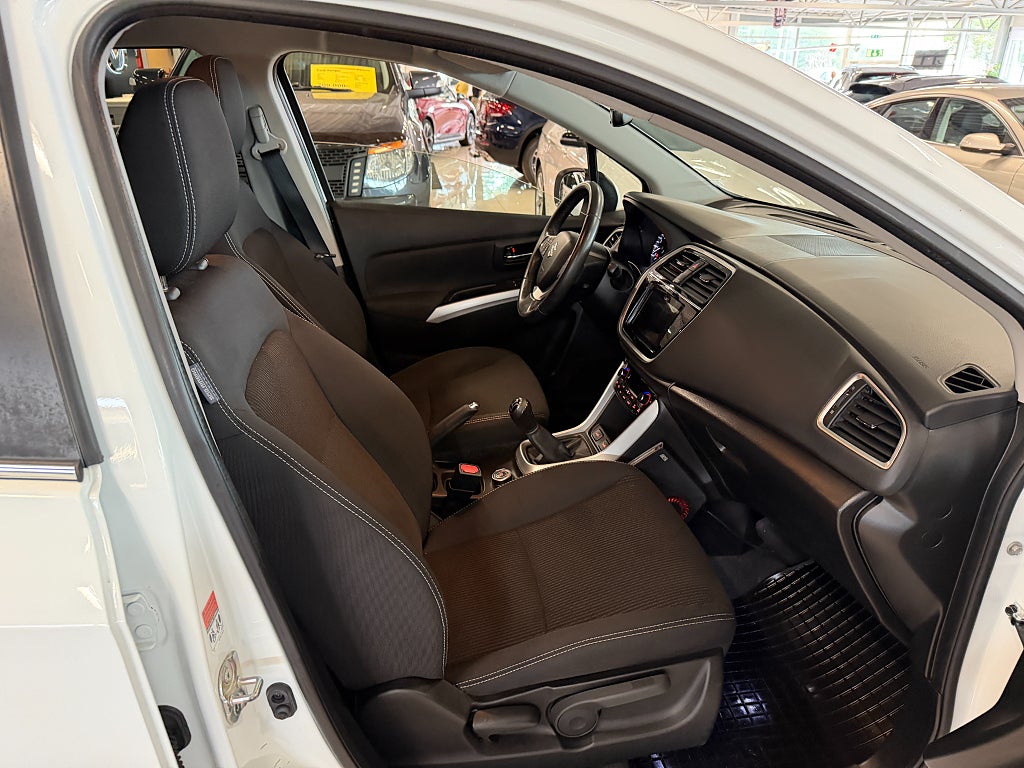 Suzuki S-Cross SX4 1.0 Boosterjet DOHC 12V VVT AllGrip 111 hk