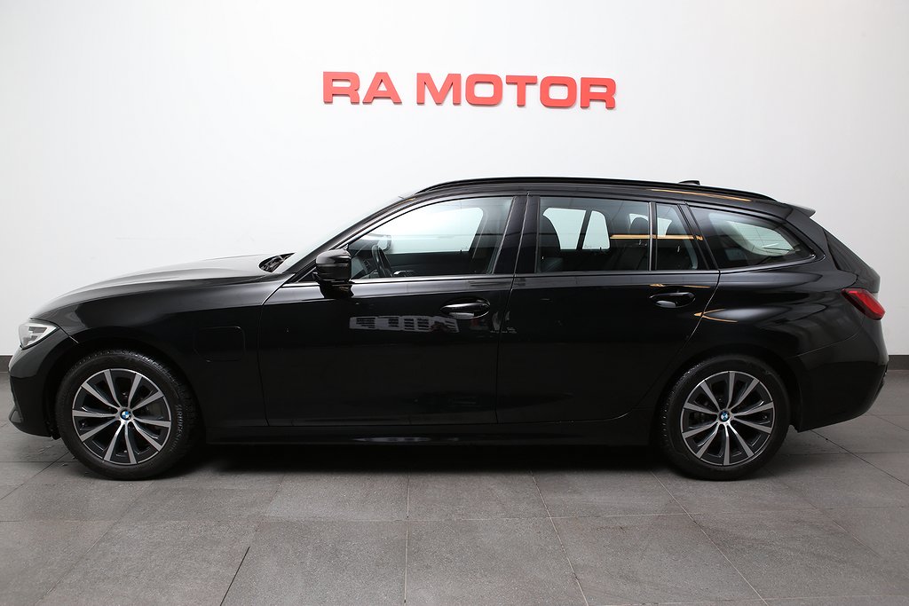 BMW 330e PHEV Touring Sport line Aut Navi Leasbar 2021