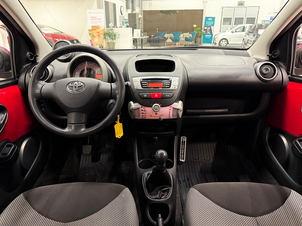 Toyota Aygo 5-dörrar 1.0 VVT-i 11700 Mil/ Värmare  - miniatyr 10