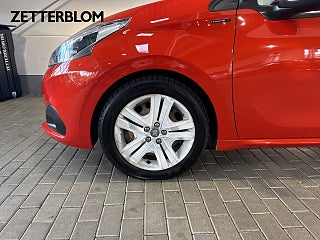 Halvkombi Peugeot 208 13 av 16