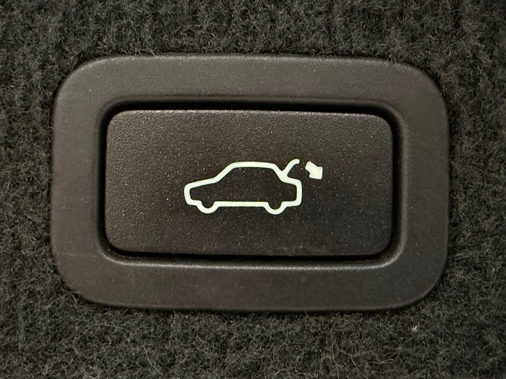 Volvo V70 D5 AWD Geartronic Summum R-Design Limited 215hk - miniatyr 19