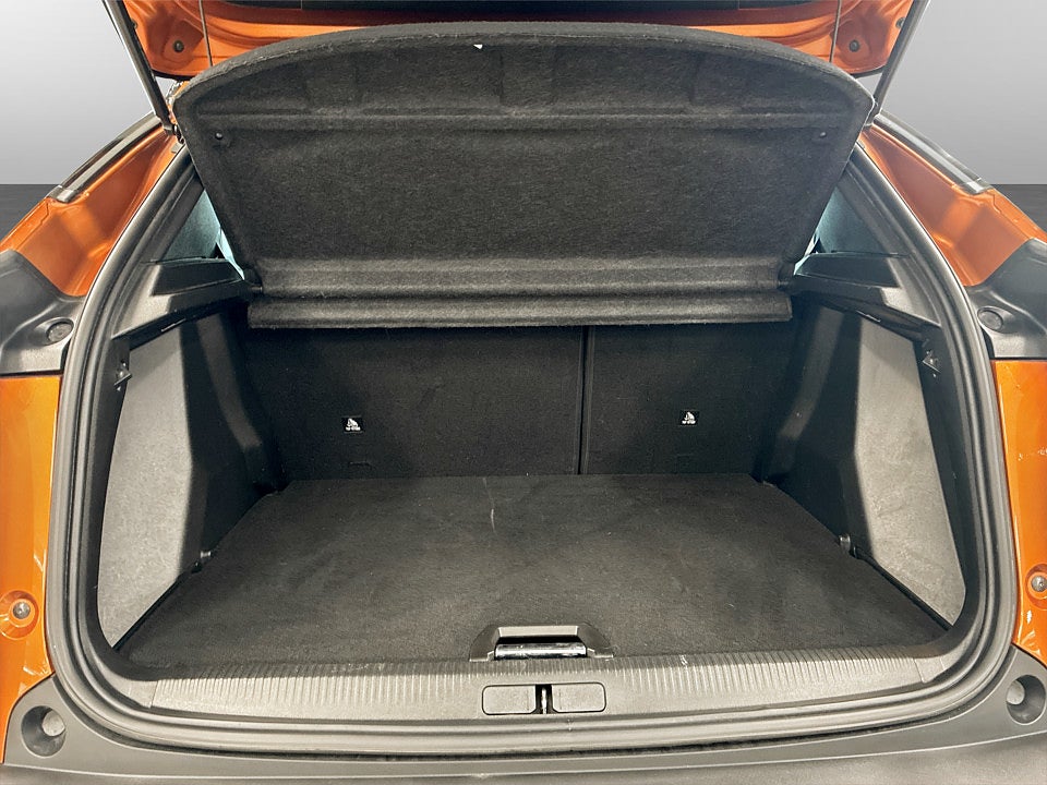 Bild på Peugeot e-2008 GT 50kWh 136hk Aut B-KAMERA NAVI