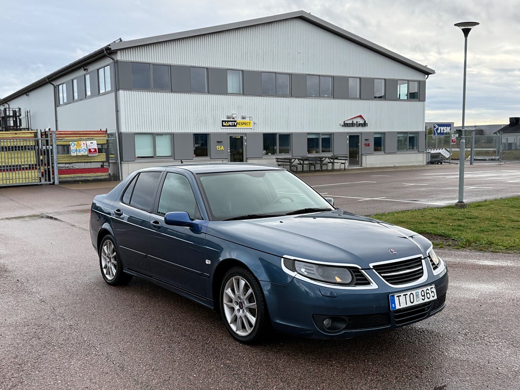 Saab 9-5 Saab 95 Automat Ny besiktigad Ny servad 