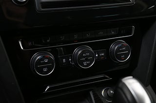 Kombi Volkswagen Passat 18 av 24