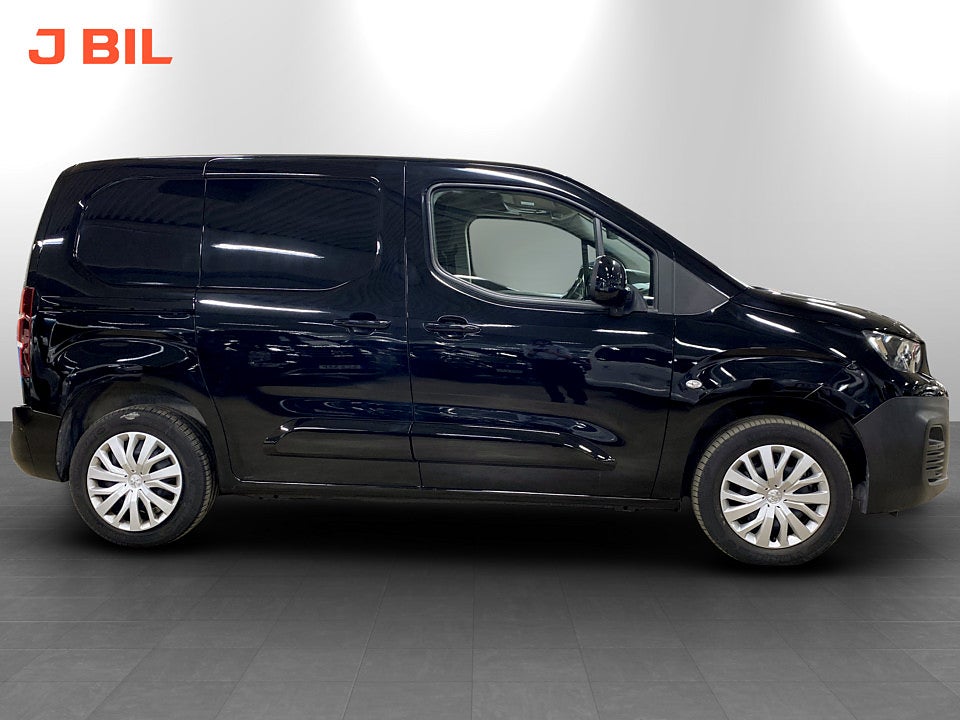 Bild på Peugeot Partner PRO+ 1.5 BHDi 130hk Aut L1 B-KAMERA DRAG