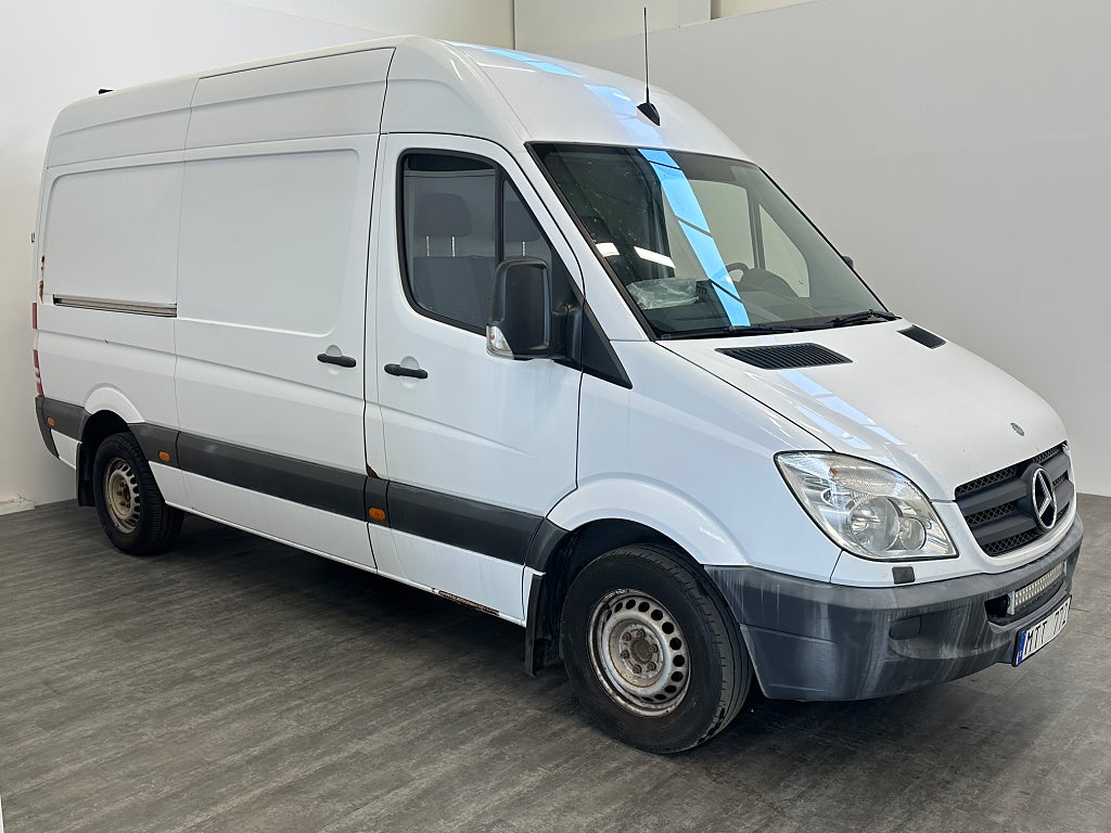 Mercedes-Benz Sprinter 313 CDI L2H2 s&v hjul/drag/d-värm