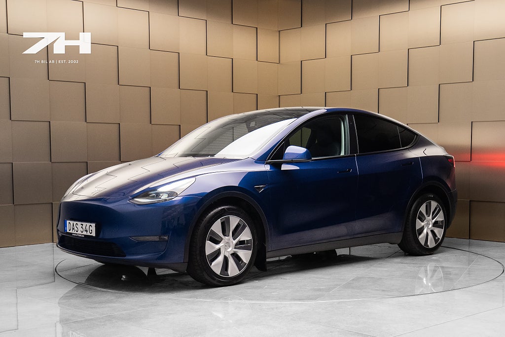 Tesla Model Y Long Range AWD Long Range  360° Pano / Autopilot / Moms