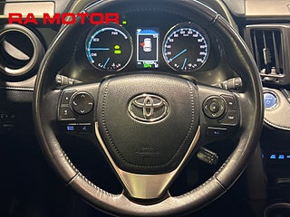 SUV Toyota RAV4 19 av 25