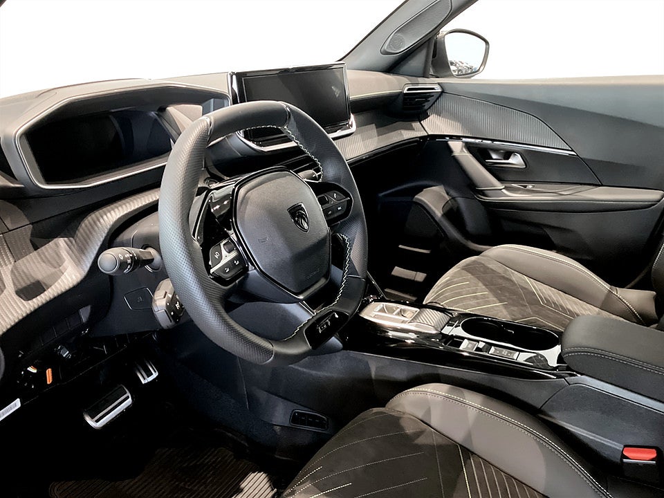 Bild på Peugeot 2008 GT Hybrid Aut - OMGÅENDE LEVERANS!