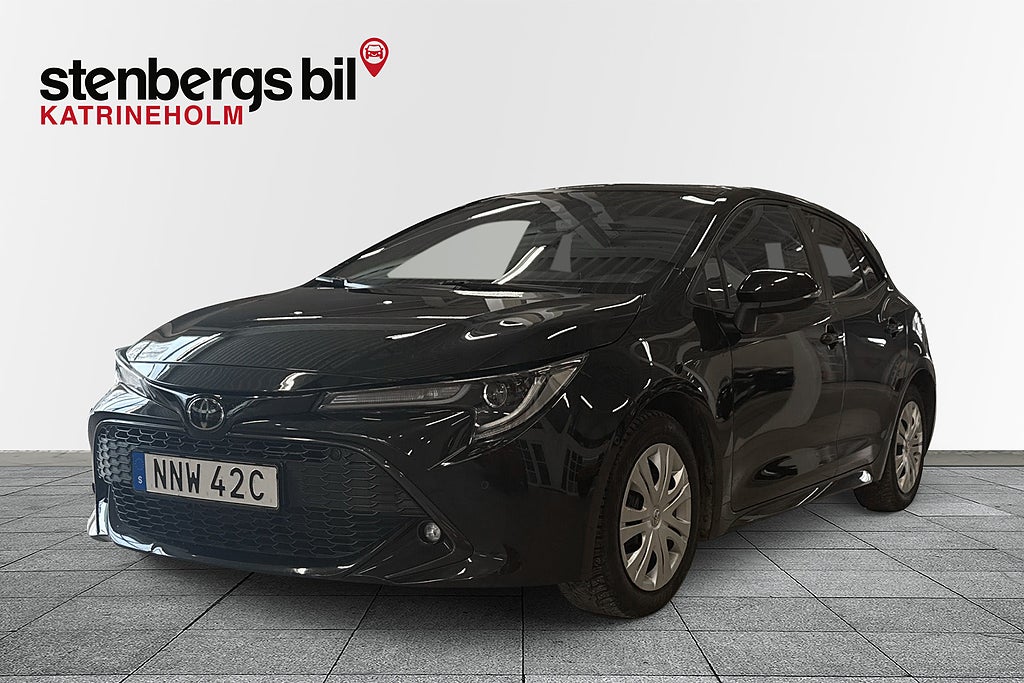 Toyota Corolla 1.2 Turbo iMT Style, Dragkrok, Motorvärmare 