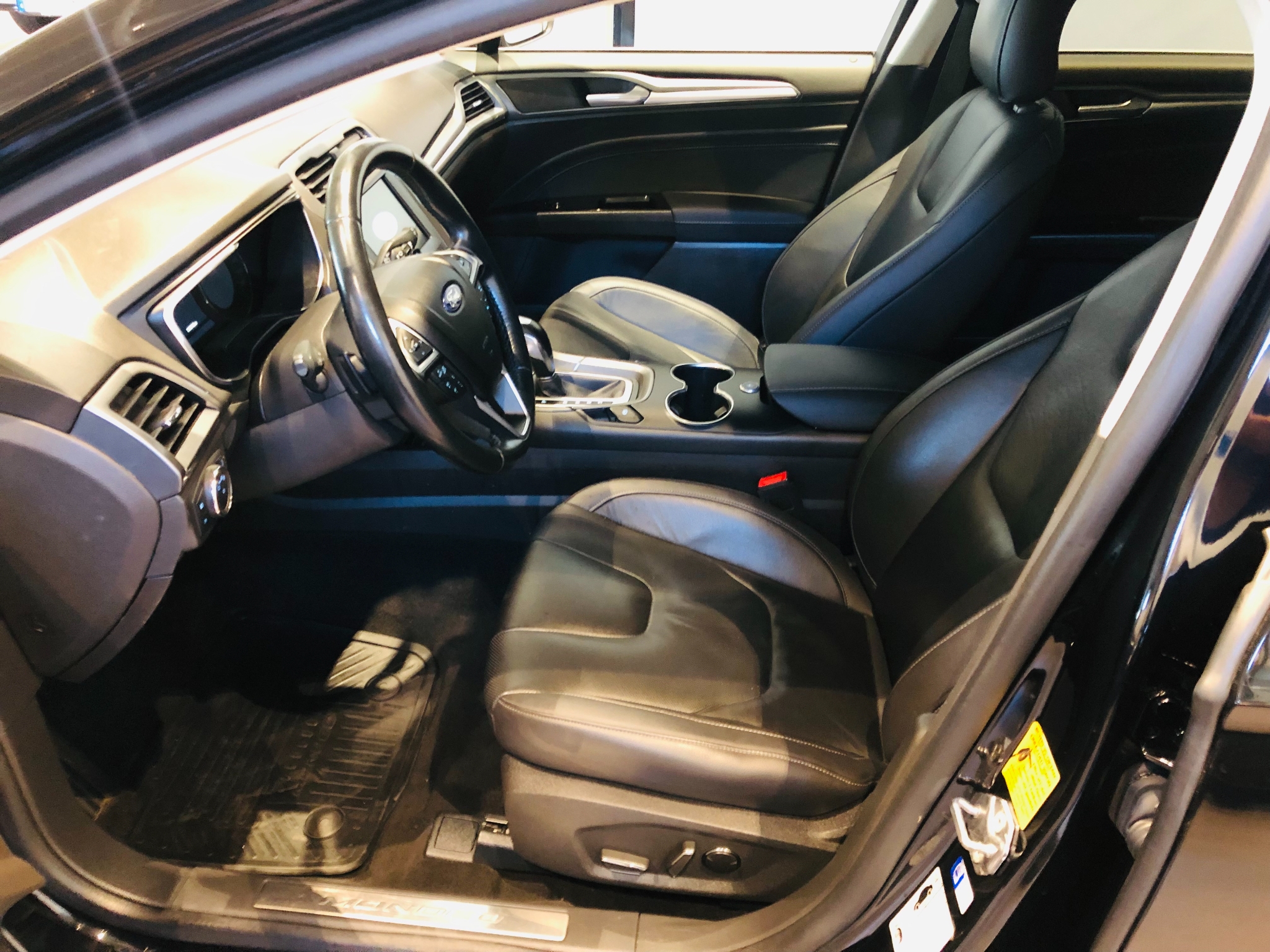 Ford Mondeo Kombi 1.5 EcoBoost 2019, bild 7/41