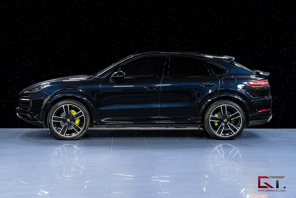 Porsche Cayenne E-Hybrid Coupé MOMS SportDesign 22" Pano PDLS+ BOSE