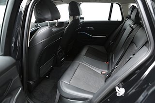 Kombi BMW 330e 22 av 24