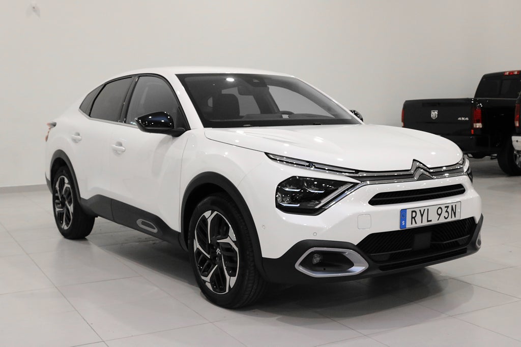 Citroën C4 X 1.2 130hk / Keyless / 360 / LED / Automat 