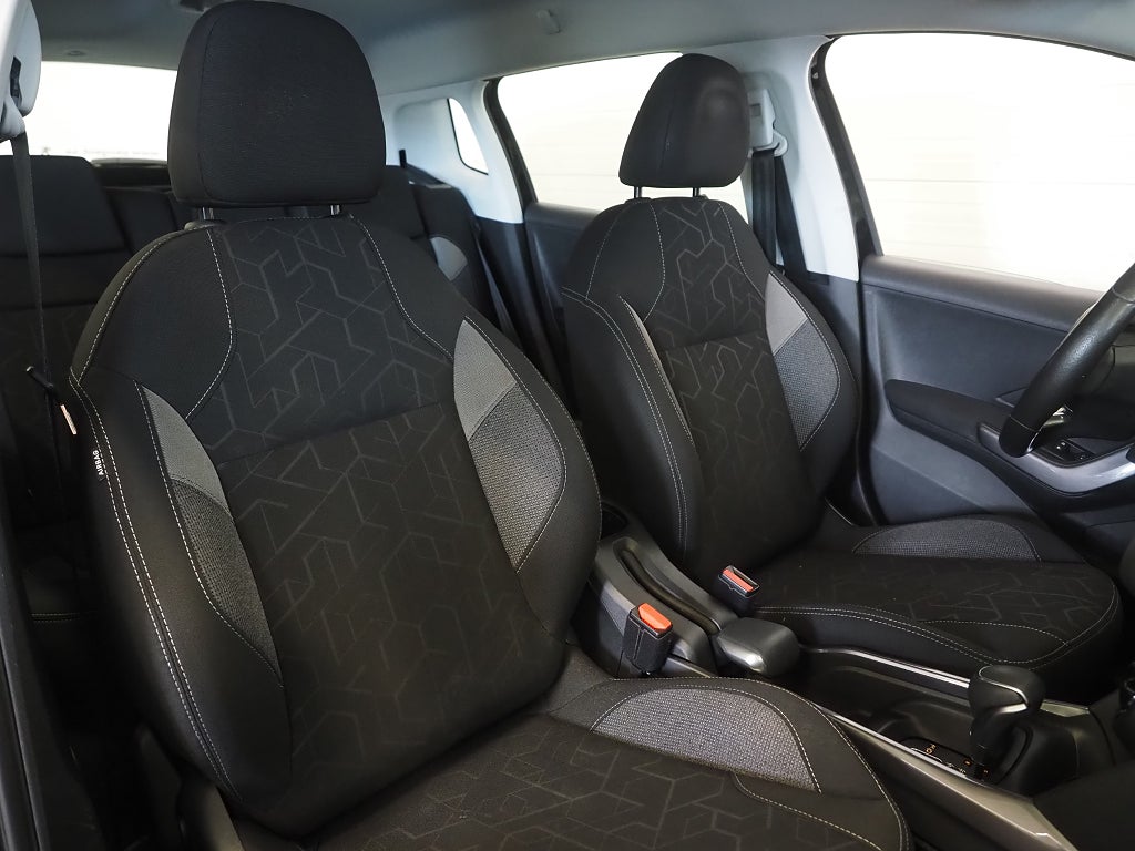 Peugeot 2008 Active 1.2 PureTech 110 EAT Automat 2016