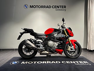 BMW S1000R / 3,45% Ränta! / Akrapovic / Dynamic /Farthållare / Värme