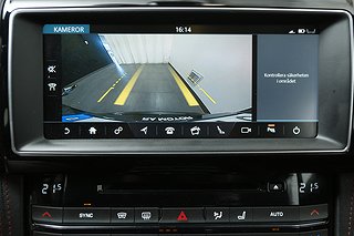 SUV Jaguar F-Pace 25 av 31