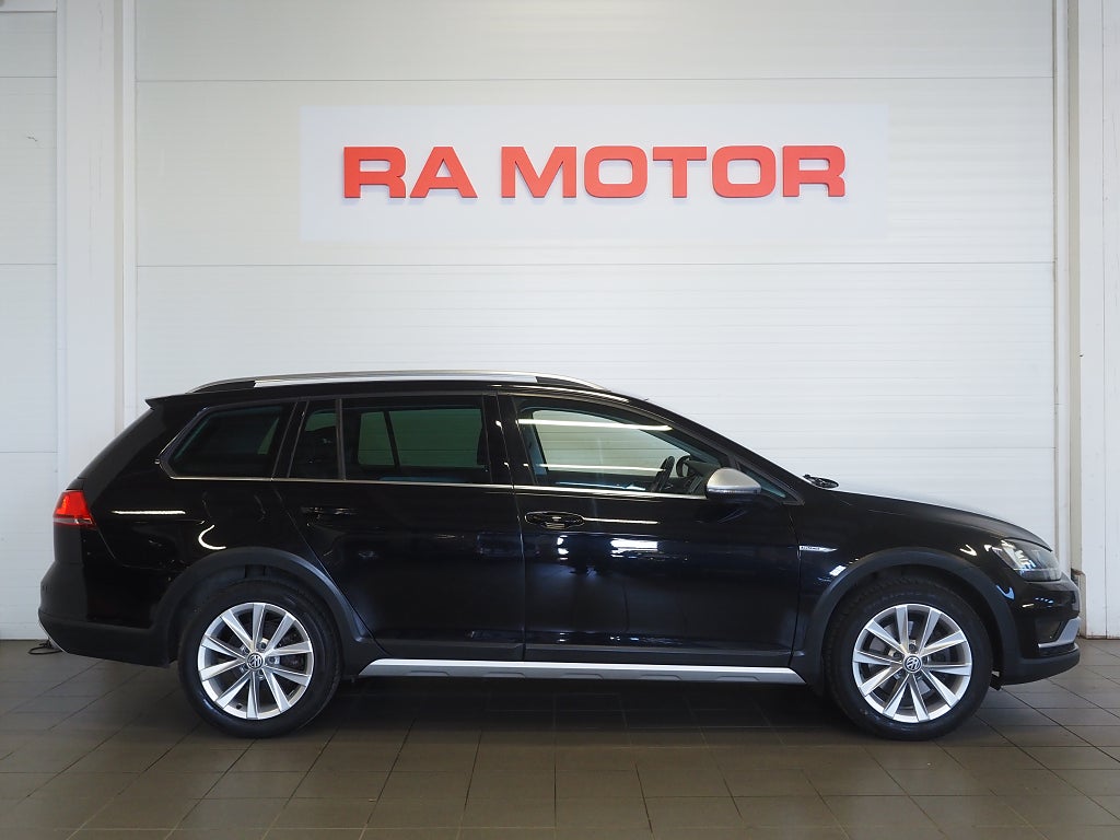 Volkswagen Golf Alltrack 1.8 TSI 180hk DSG 4Motion | Drag | Backkamera | 2017