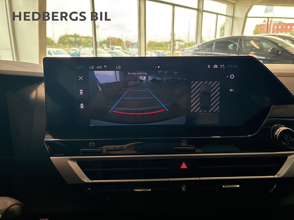 Citroën C4 1.2 PureTech Automat  thumbnail