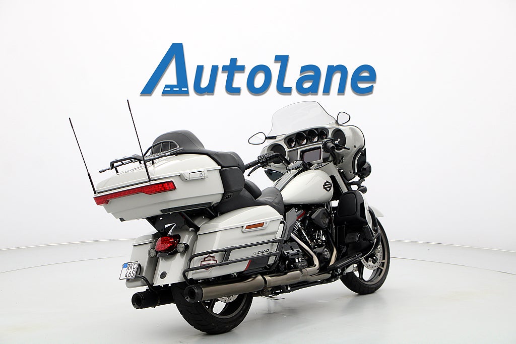 Harley-Davidson CVO Ultra Limited *Vance & Hines* Sommarkampanj 4,99%