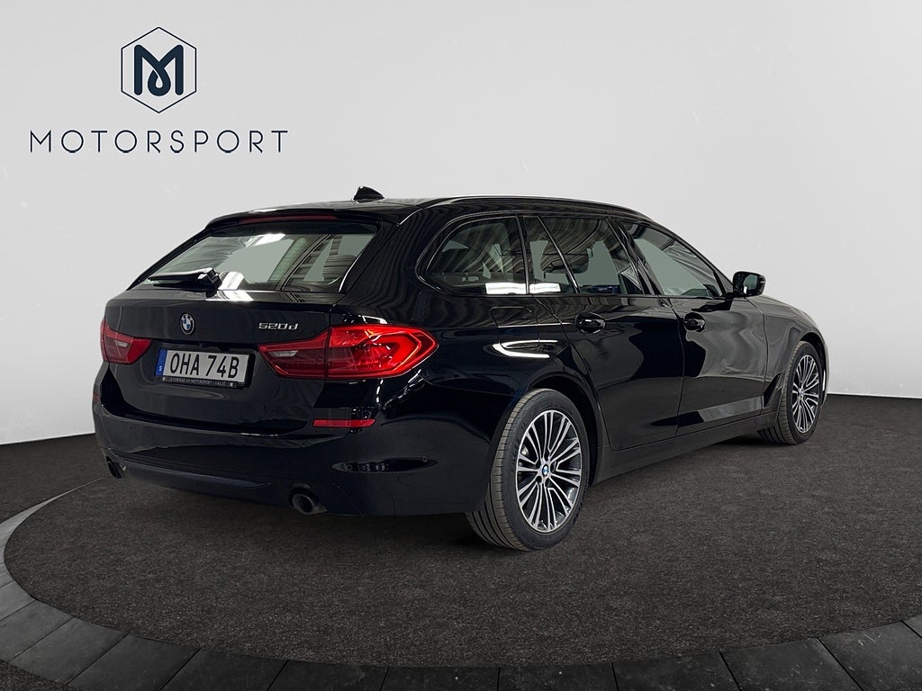 BMW 520d Touring Aut Sport line 190hk Navigation Dragkrok Apple bild 8