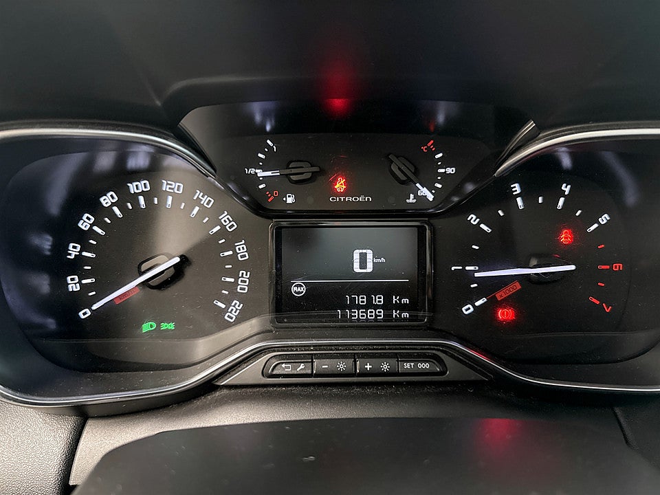 Bild på Citroën C3 Aircross 1.2 PT 82hk DRAG CARPLAY