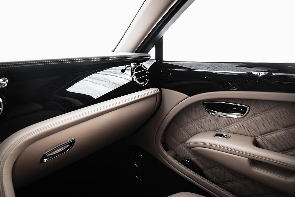 Gallery image 13 of 35