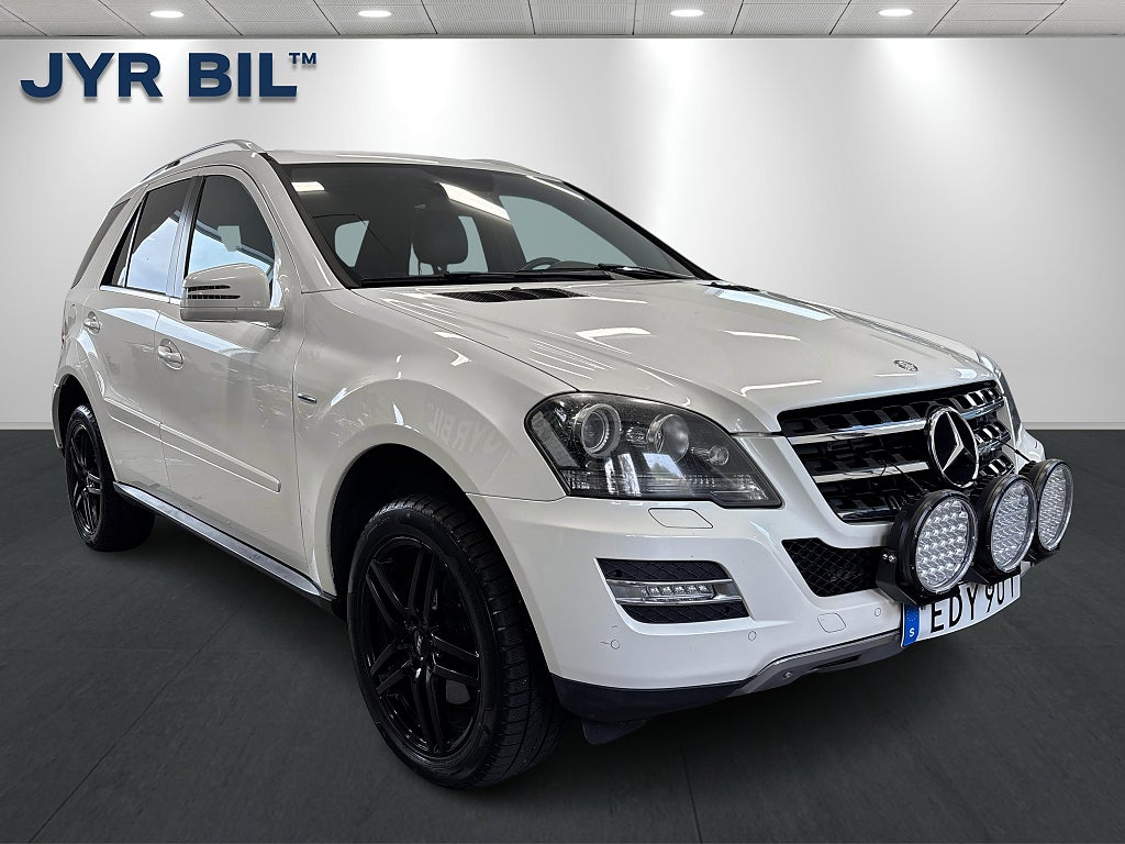 Mercedes-Benz ML 350 CDI 4MATIC 7G-Tronic Grand Edition / T-lucka / Drag