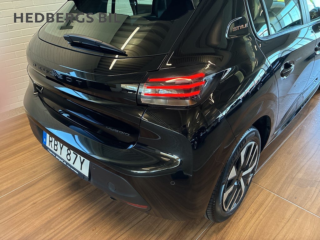 Peugeot 208 HYBRID 100HK Automat thumbnail