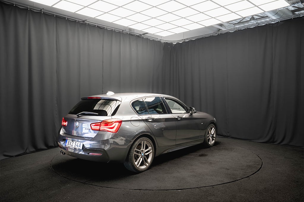 BMW 120i M Sport LÄDER KAMERA HiFi 1-ÄGARE ADAP-LED 184hk