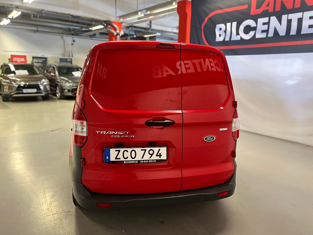 Ford Transit Courier 2018 - miniatyr 8