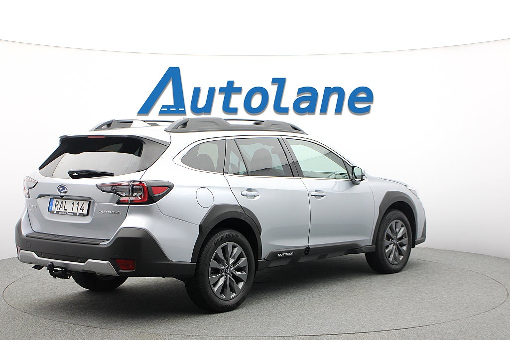 Subaru Outback 2.5 4WD XFuel Adventure, Kamera, Drag, Kupévärme 169hk