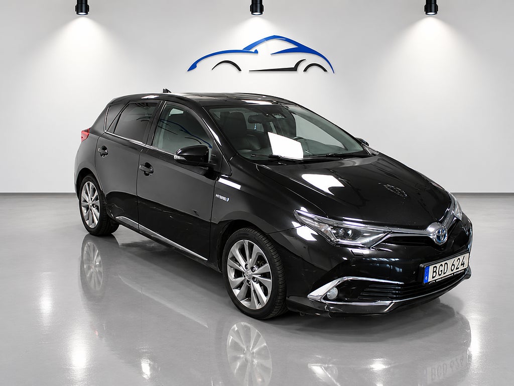 Toyota Auris Hybrid Executive Pano B-Kamera Drag Keyless Park Assist