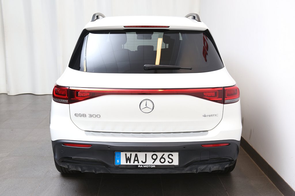 Mercedes-Benz EQB 300 4MATIC AMG Styling Pano Navi 7-sits 2023